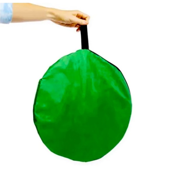 Titan Gaming Chair Green Screen for Streaming Circular 42.9" Diameter Folding - Picture 5 of 9